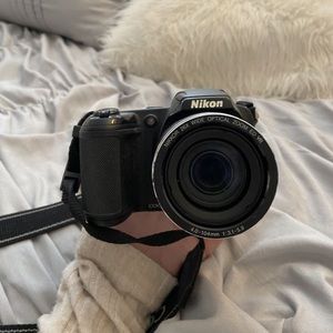 Nikon COOLPIX L320